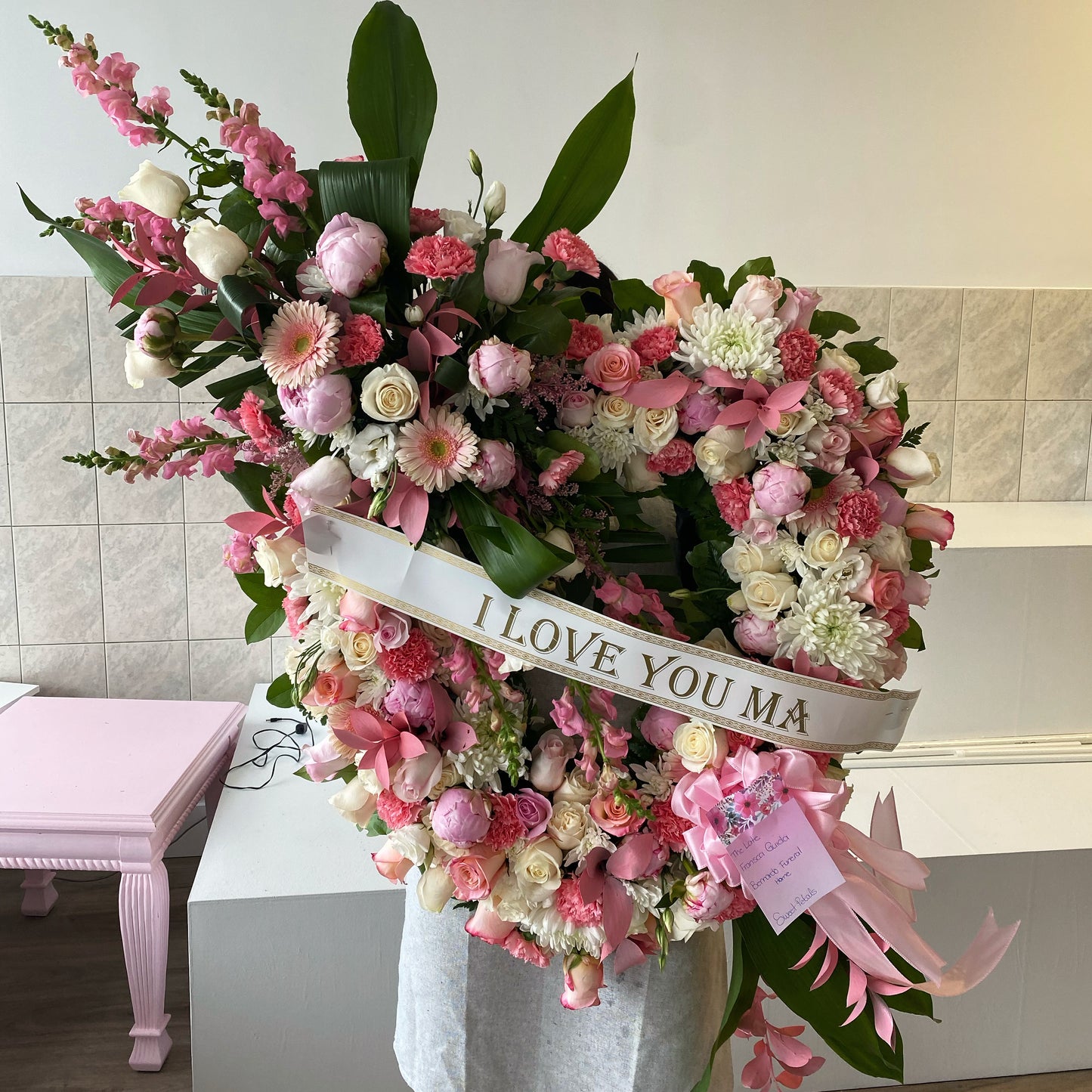 Open heart wreath